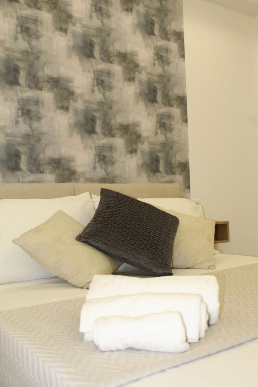 Diamante Luxury Rooms Palermo Bagian luar foto