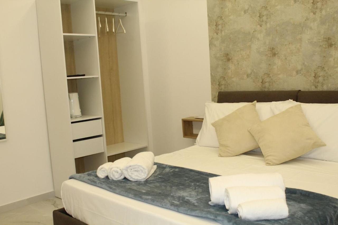 Diamante Luxury Rooms Palermo Bagian luar foto