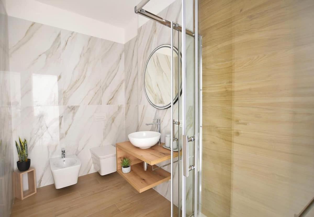 Diamante Luxury Rooms Palermo Bagian luar foto